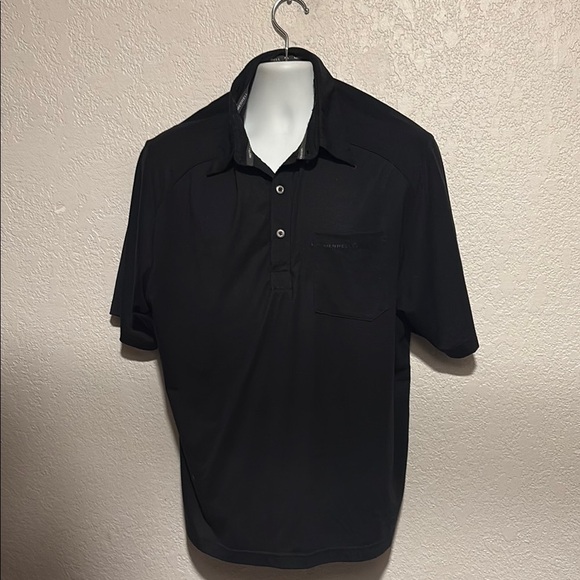 Merrell Black Polo Shirt Classic Short-Sleeve Design - Picture 1 of 4